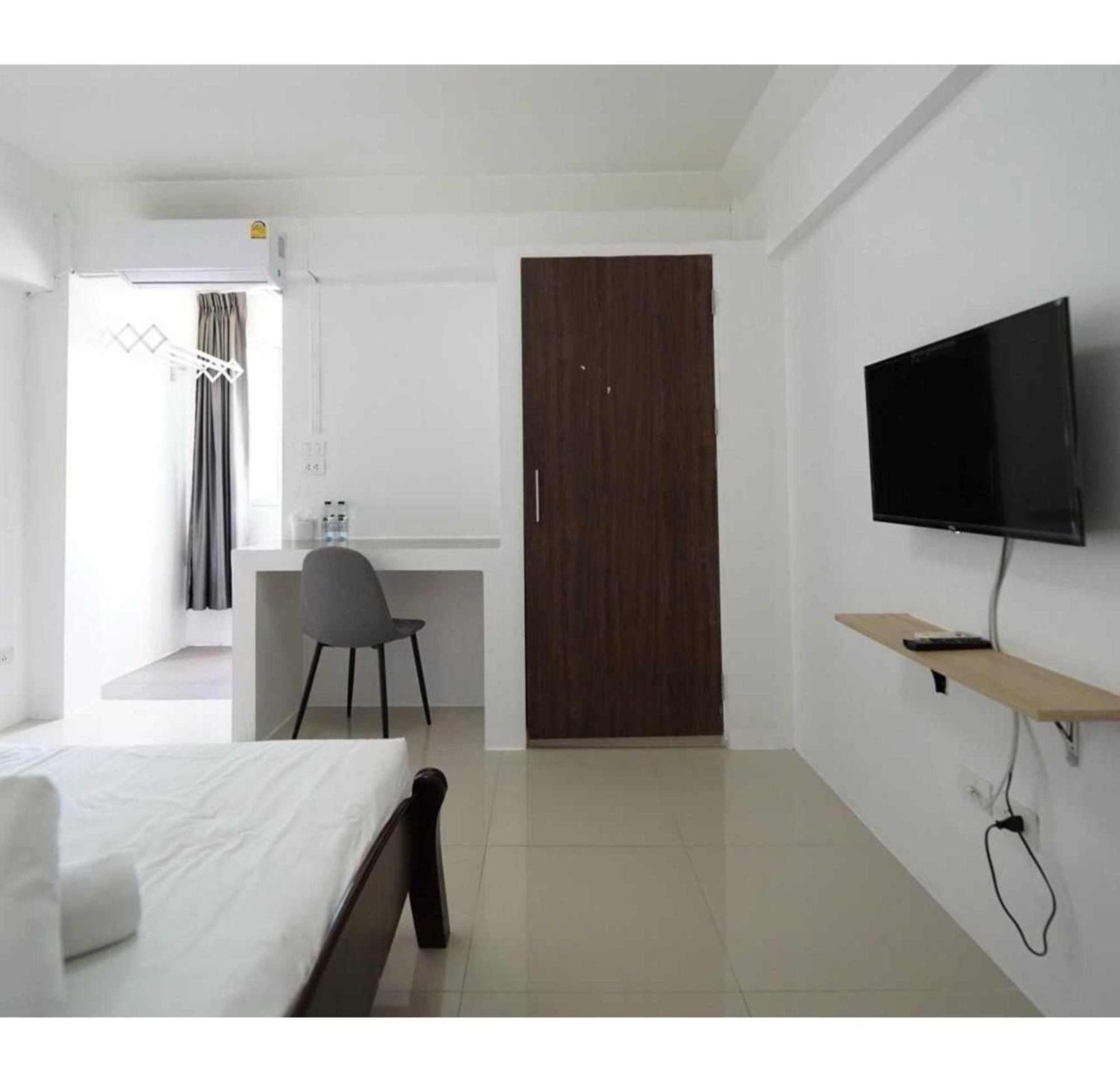 Hotel Rq Suvarnabhumi Airport By Collection O 3*