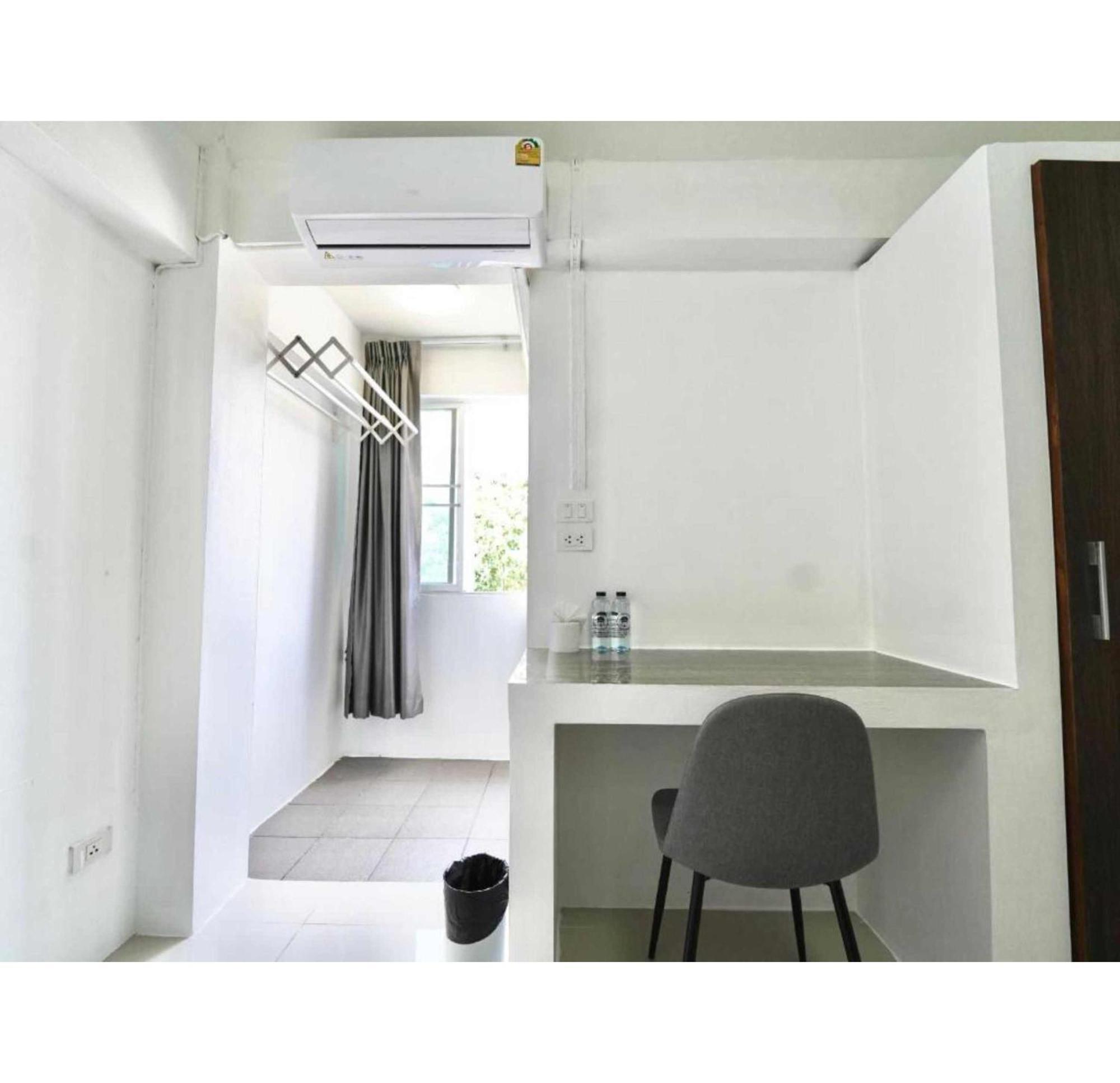 Rq Suvarnabhumi Airport By Collection O Hotel